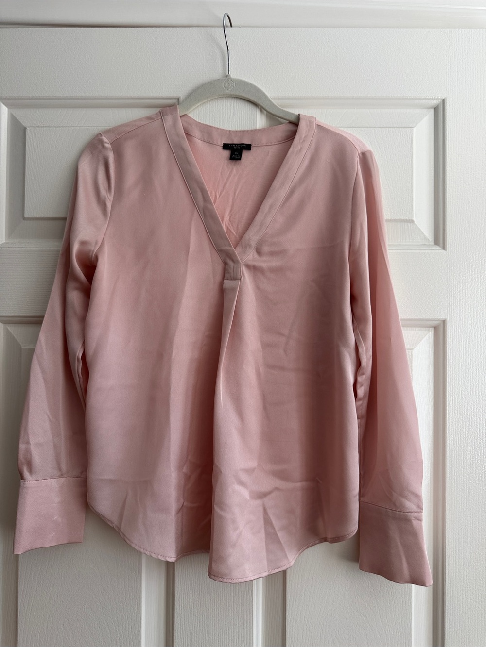 Ann Taylor Petite Pink V-Neck Long-Sleeve Blouse